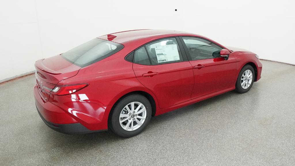 2025 Toyota Camry LE photo 3