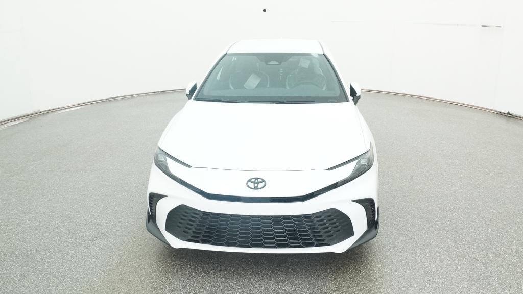 2026 Toyota Camry SE photo 4