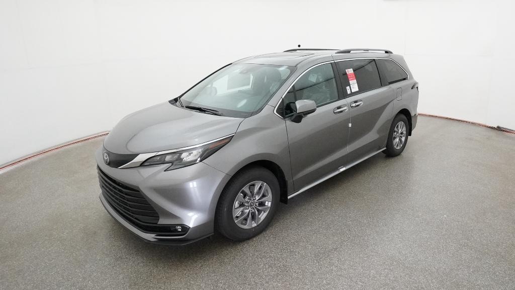 Used 2026 Toyota Sienna XLE 8 Passenger Van Passenger Van