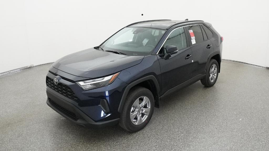 2025 Toyota RAV4 XLE photo 2