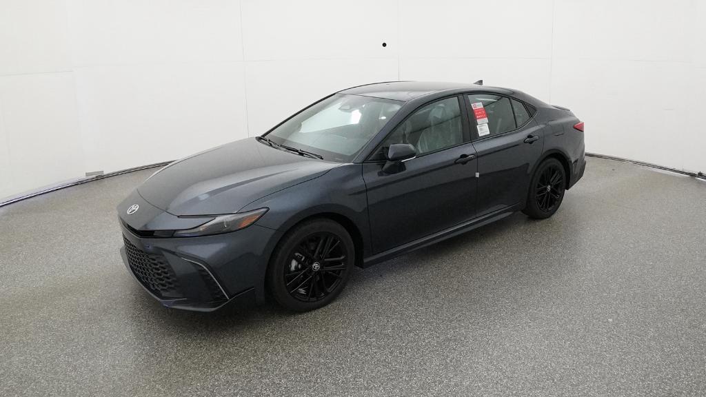 2026 Toyota Camry SE's photo