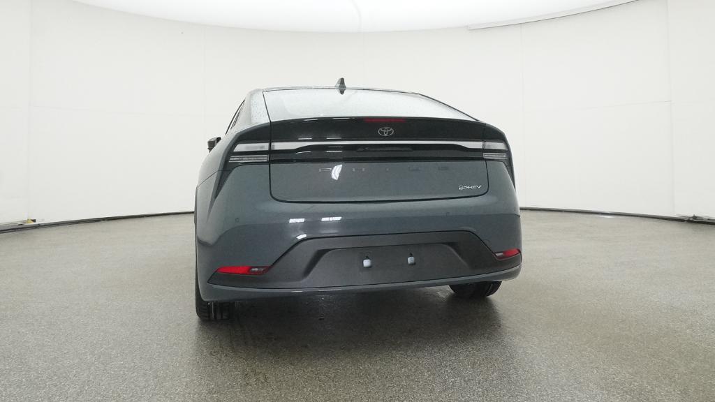 2026 Toyota Prius SE Plug-in Hybrid photo 3