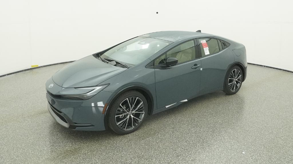 2026 Toyota Prius XLE's photo