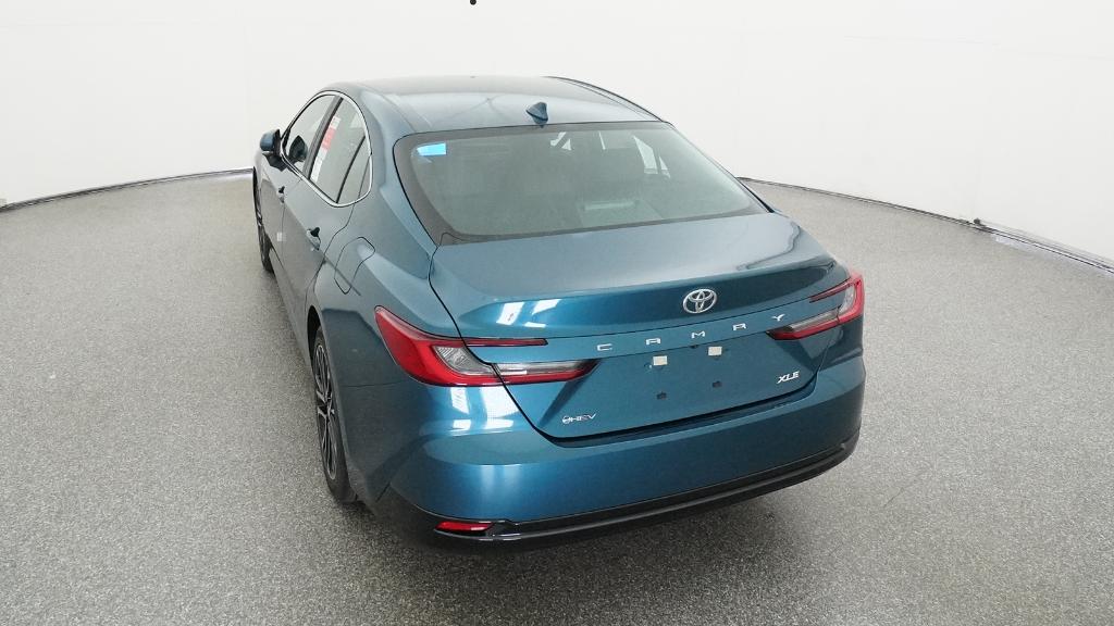 2026 Toyota Camry XLE photo 2