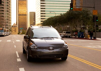 Nissan Quest in Los Angeles traffic
