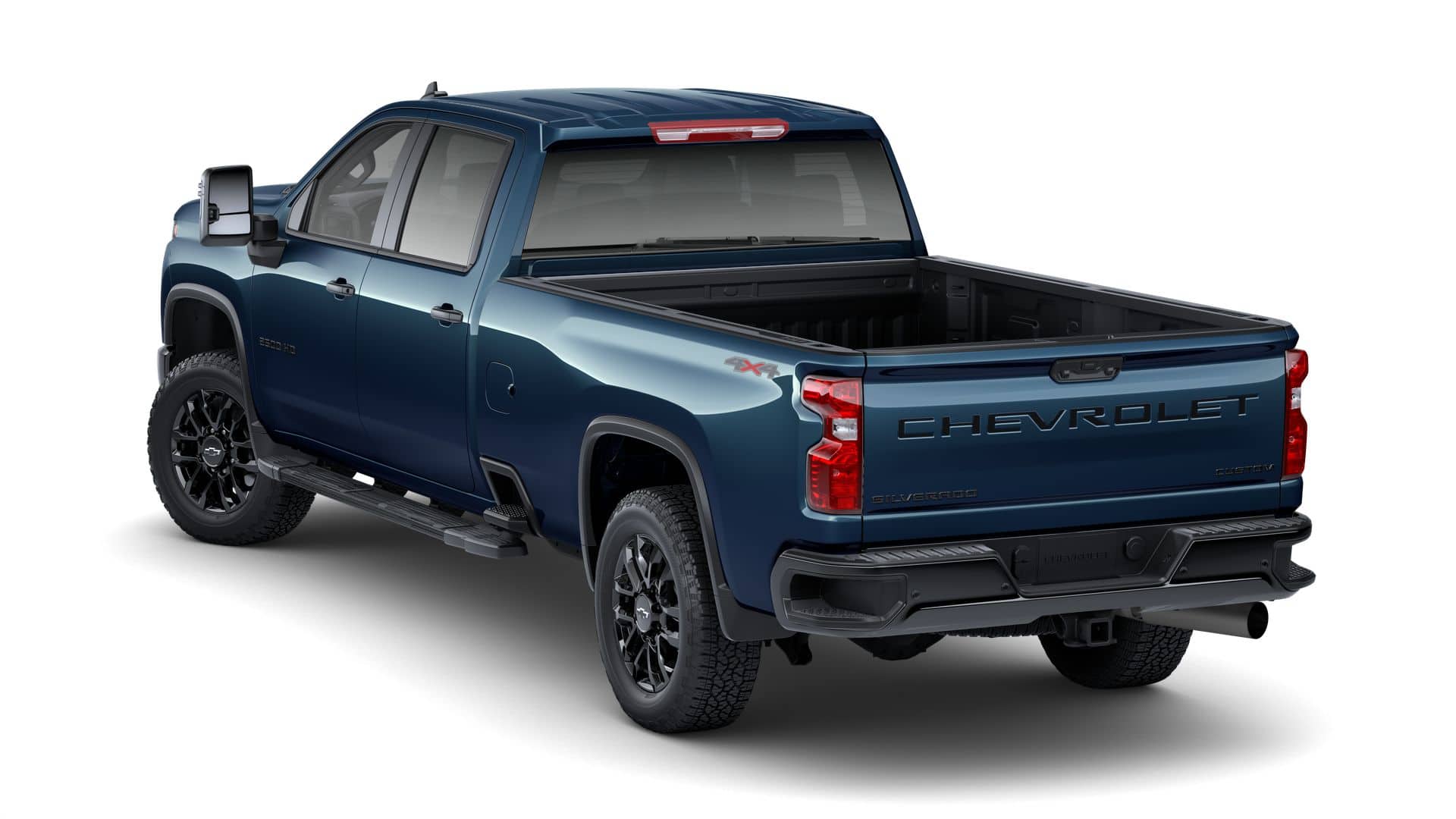 2025 Chevrolet Silverado 2500HD Custom photo 3