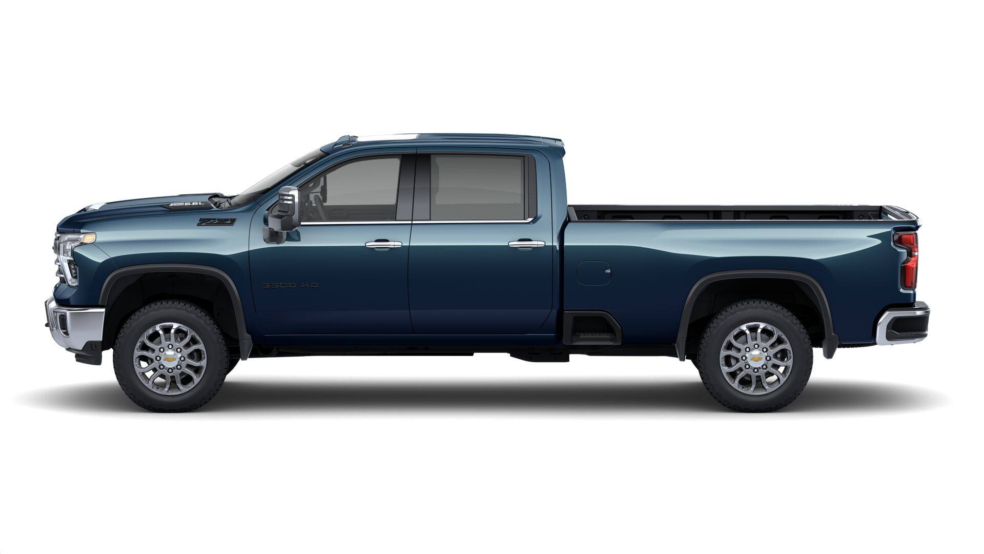 2025 Chevrolet Silverado 3500HD LTZ photo 4