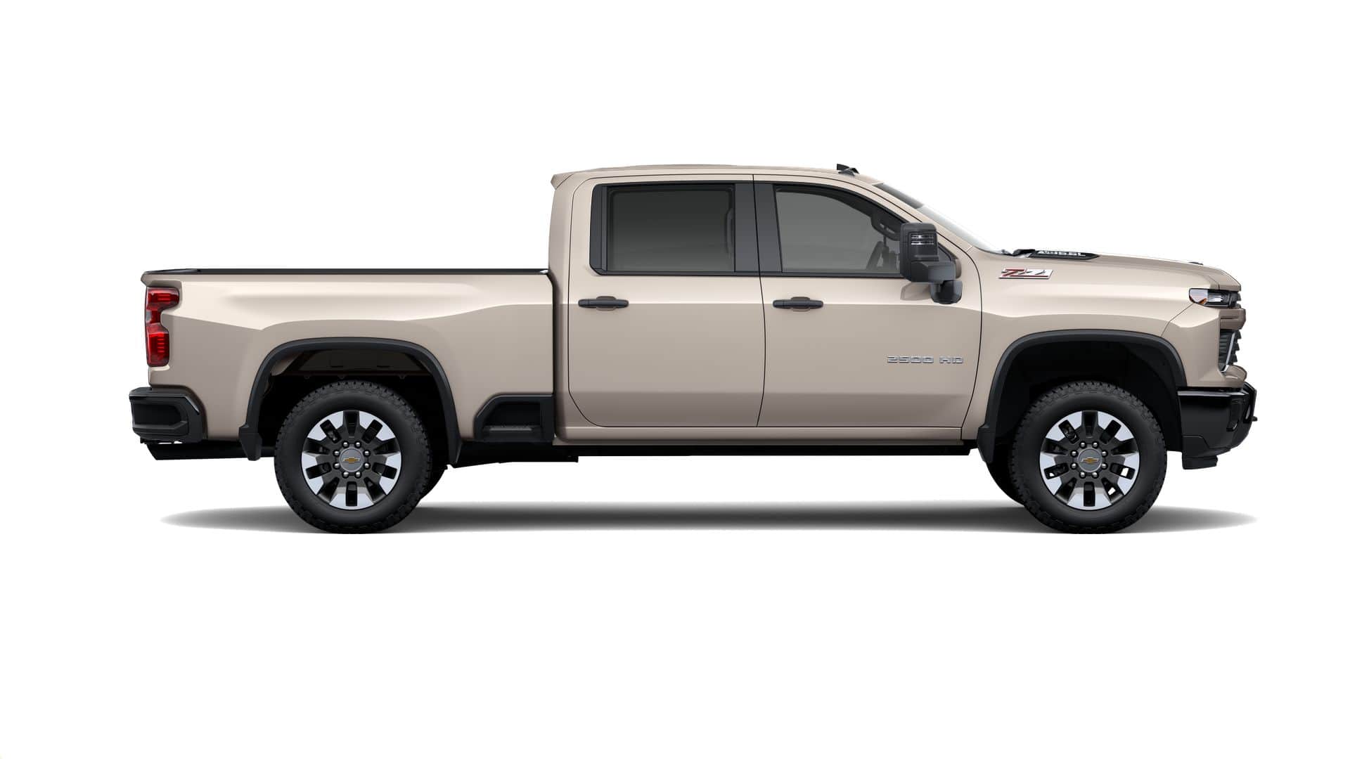2026 Chevrolet Silverado 2500HD Custom photo 3