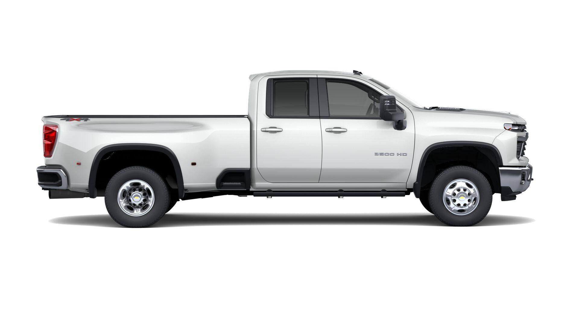 2026 Chevrolet Silverado LT photo 3