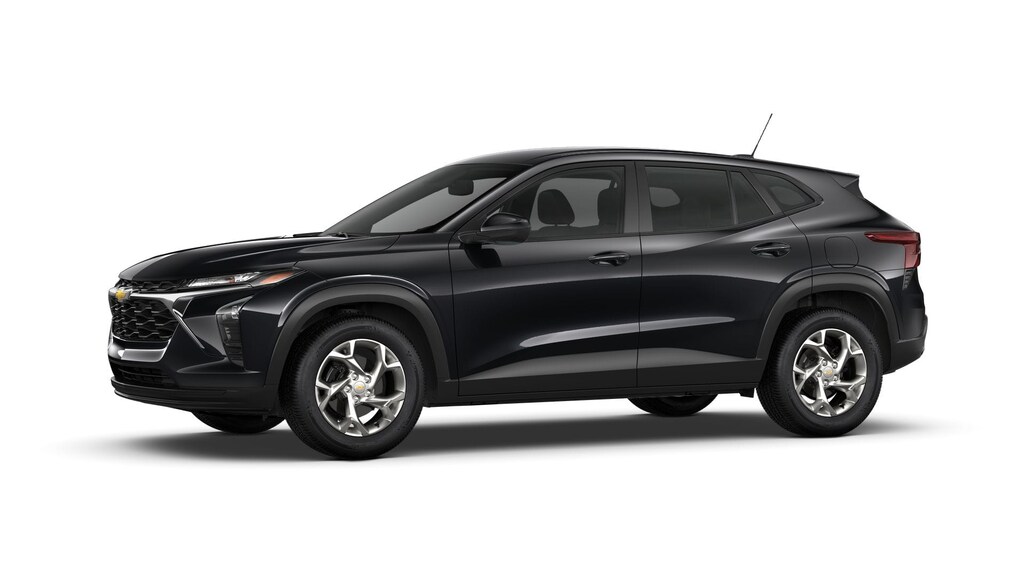 2025 Chevrolet Trax LS photo 3