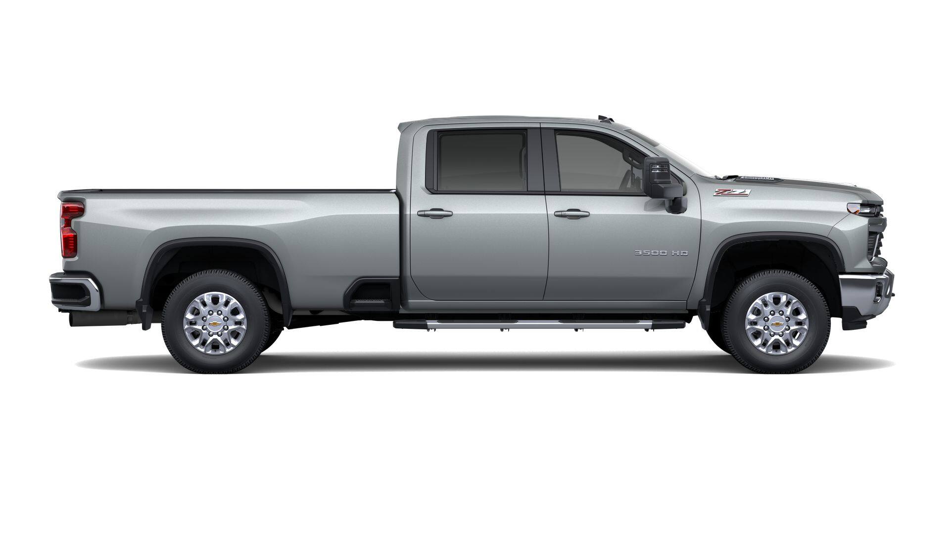 2026 Chevrolet Silverado 3500HD LT photo 3