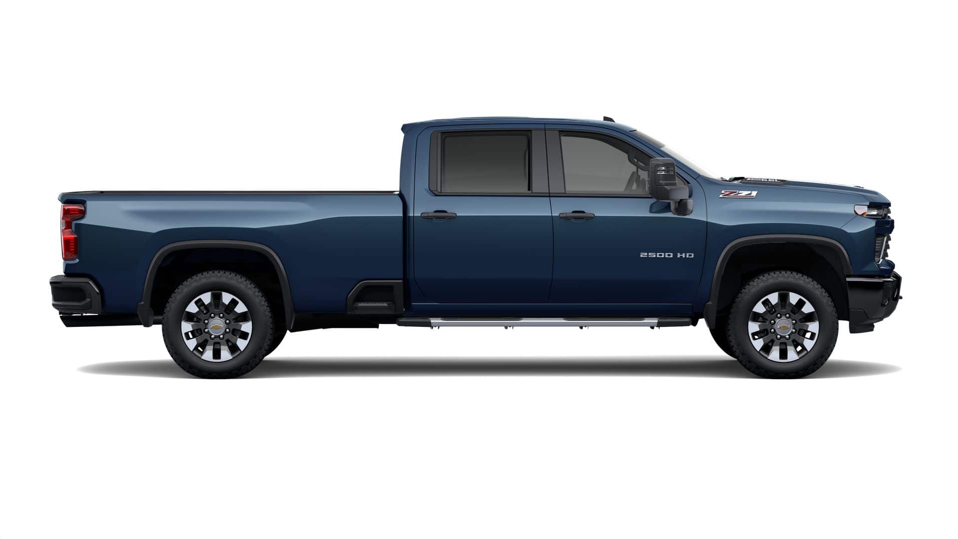 2026 Chevrolet Silverado 2500HD Custom photo 3