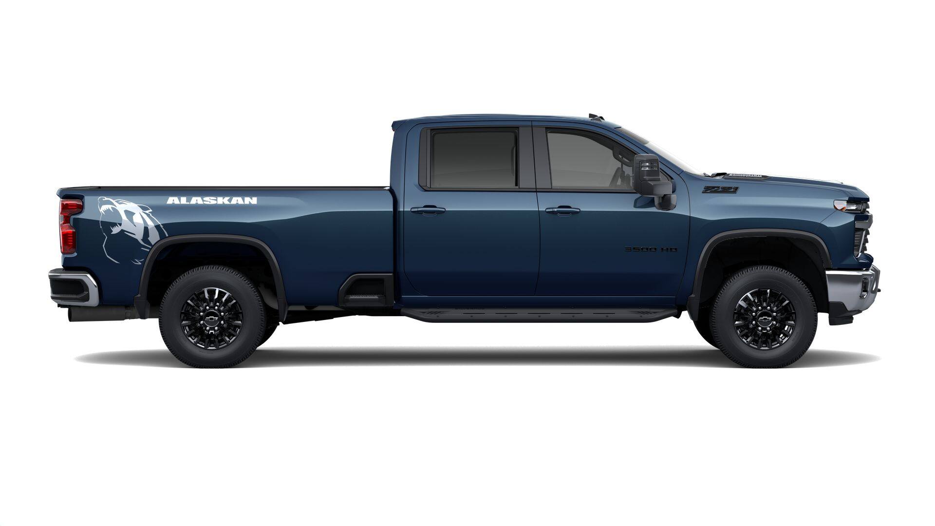 2026 Chevrolet Silverado 3500HD LT photo 3