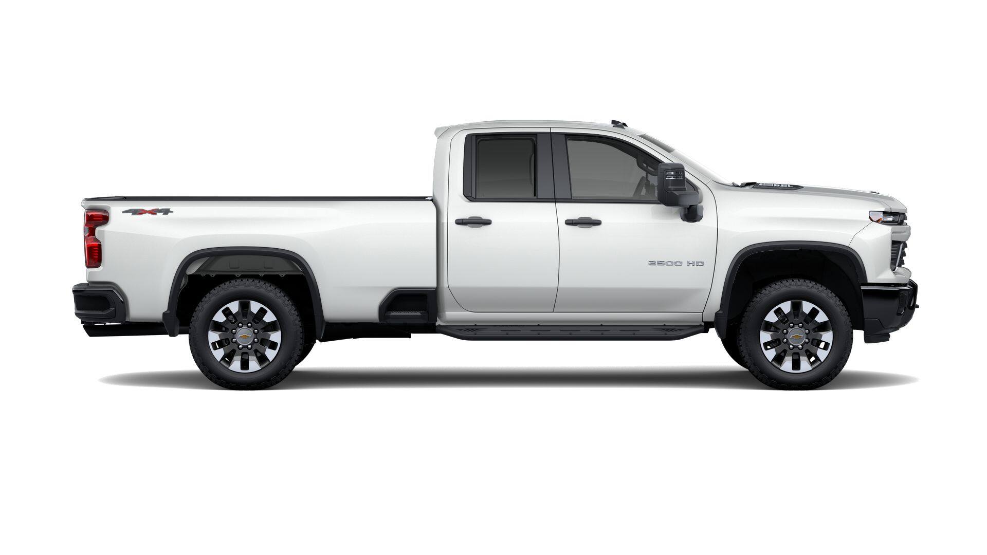 2026 Chevrolet Silverado 2500HD Custom photo 3