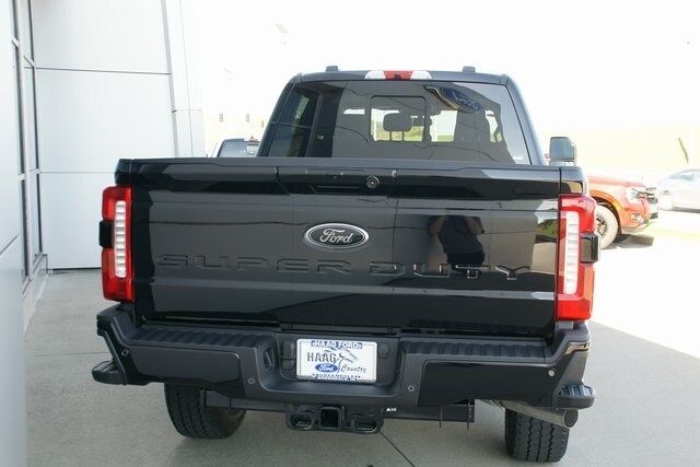 2026 Ford F-350 photo 3
