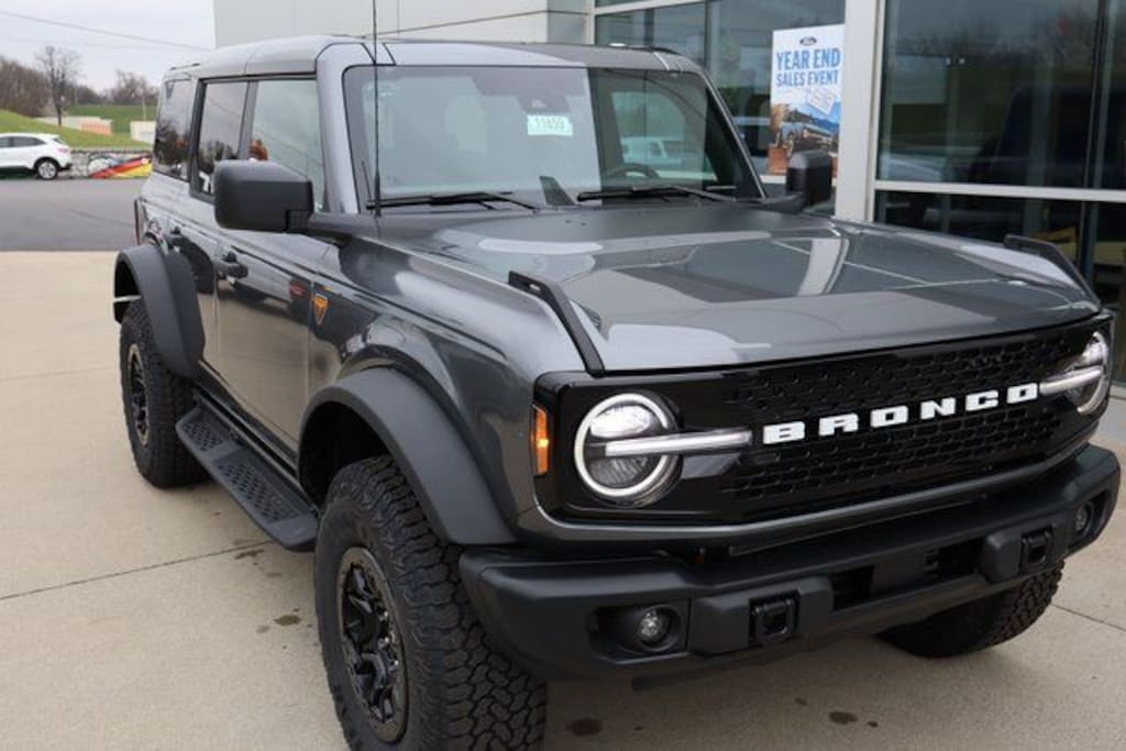 New 2025 Ford Bronco Badlands SUV