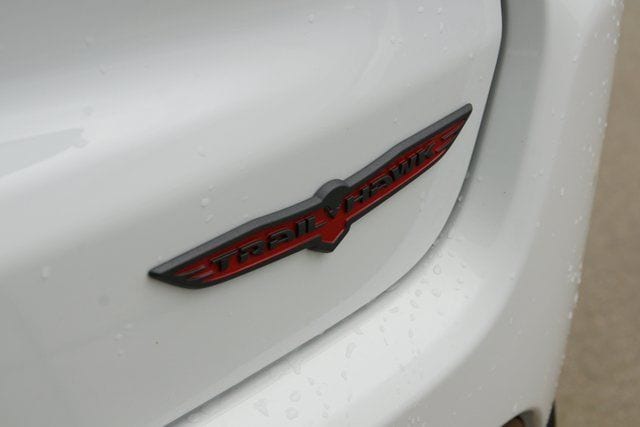 2025 Jeep Compass Trailhawk - Photo 11