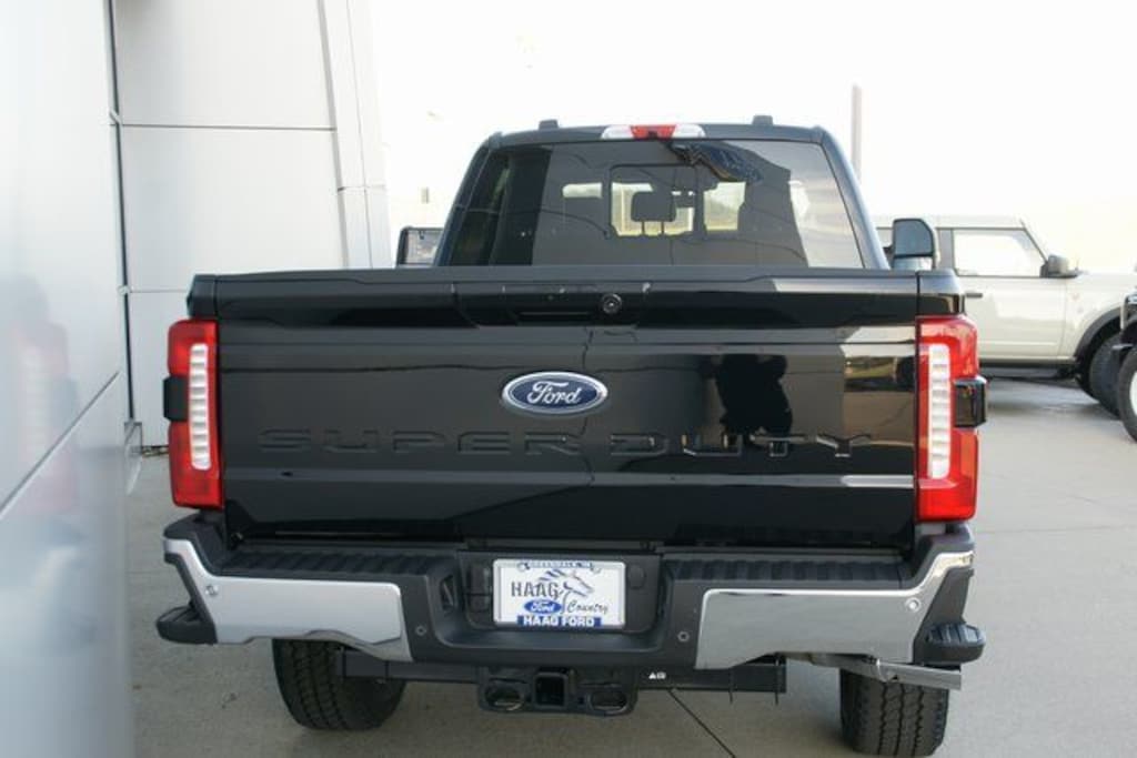 New 2026 Ford F-250SD Lariat Truck