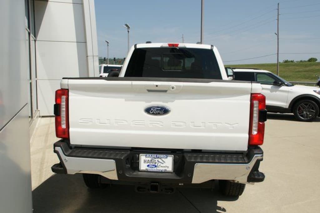 New 2026 Ford F-250SD Lariat Truck