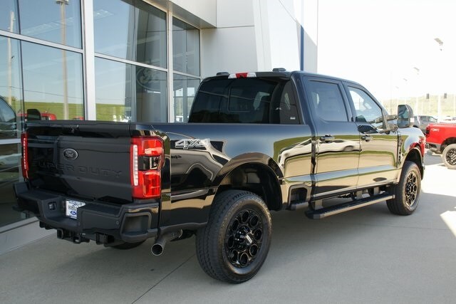 2026 Ford F-350 photo 2