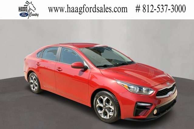 Used 2021 Kia Forte LXS with VIN 3KPF24AD5ME371715 for sale in Greendale, IN