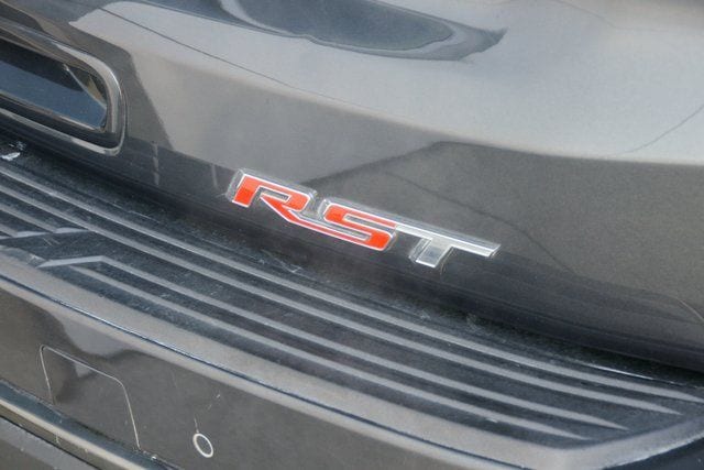 2022 Chevrolet Suburban RST - Photo 10