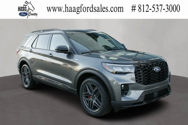 2026 Ford Explorer ST-LINE's photo