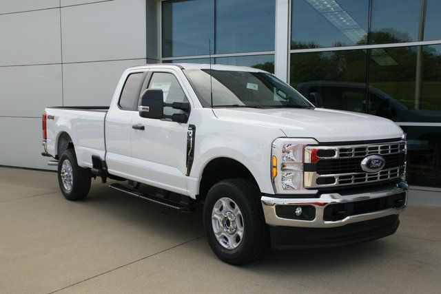 2026 Ford F-350 Super Duty XLT - Photo 7