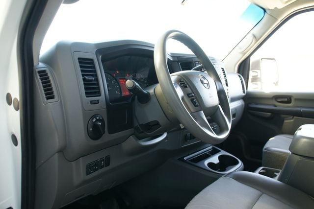 2018 Nissan NV Cargo S - Photo 10