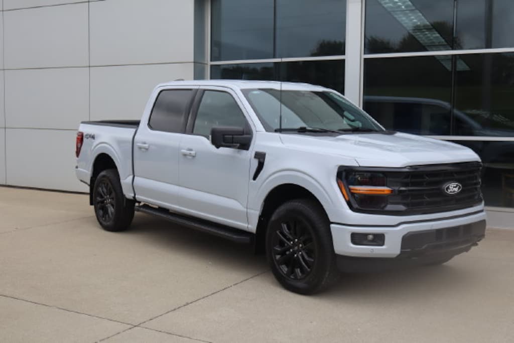 Used 2025 Ford F-150 XLT Truck