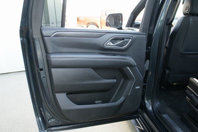 2022 Chevrolet Suburban RST - Photo 27