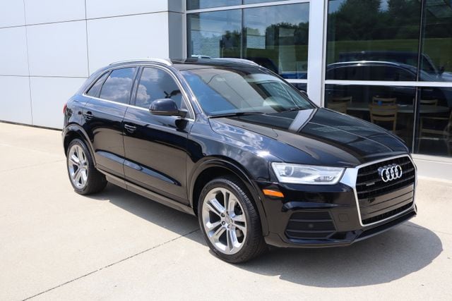 Used 2016 Audi Q3 Premium Plus with VIN WA1EFCFS1GR009238 for sale in Greendale, IN