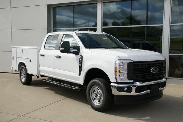 2026 Ford F-250 photo 2