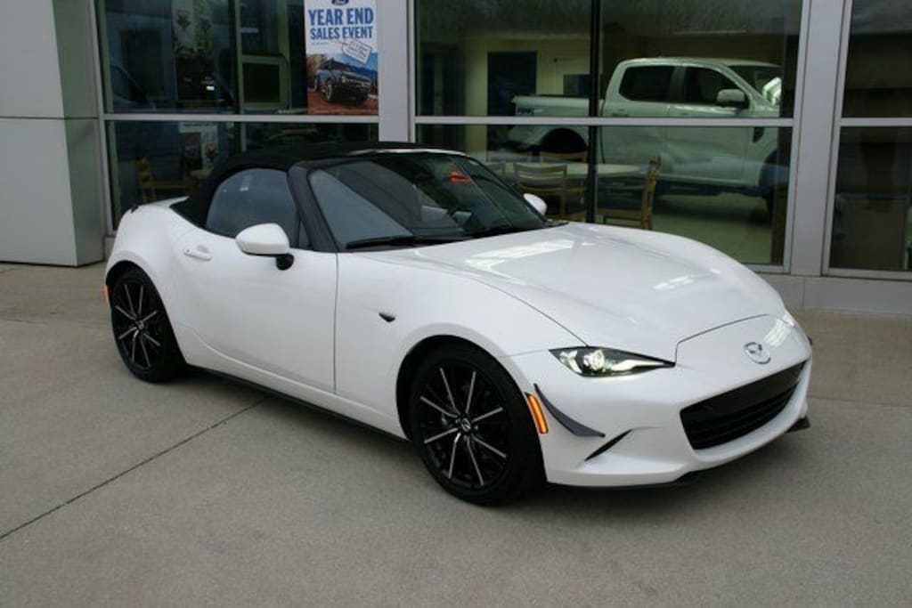Used 2024 Mazda MX-5 Miata Grand Touring Convertible