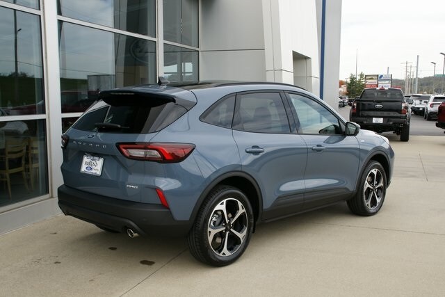 2026 Ford Escape ST-Line Select photo 3