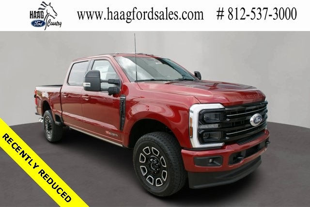 2025 Ford F-350 Super Duty Platinum's photo