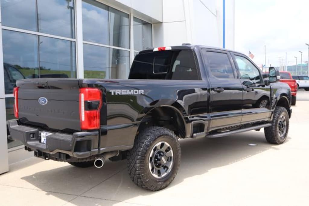 Certified 2024 Ford F-250SD Lariat Truck