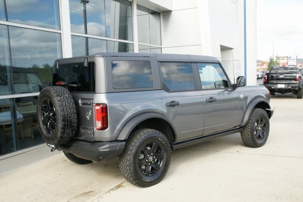 New 2025 Ford Bronco Big Bend SUV