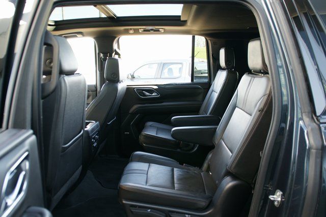 2022 Chevrolet Suburban RST - Photo 28