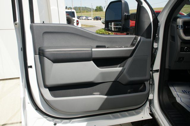 2026 Ford F-350 Super Duty XLT - Photo 16