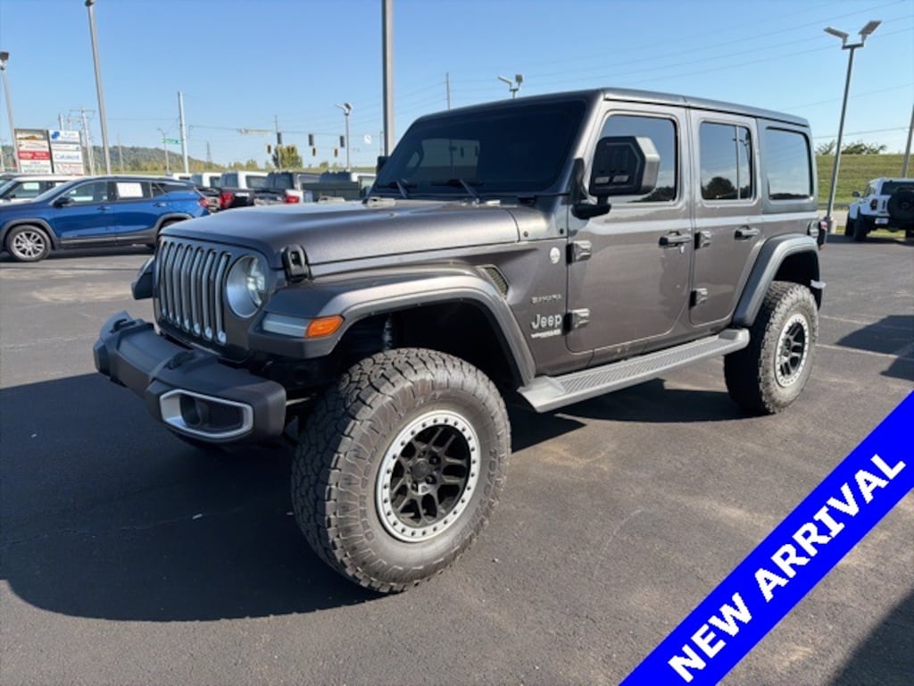 Used 2018 Jeep Wrangler Unlimited Sahara SUV
