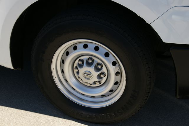 2018 Nissan NV Cargo S - Photo 8