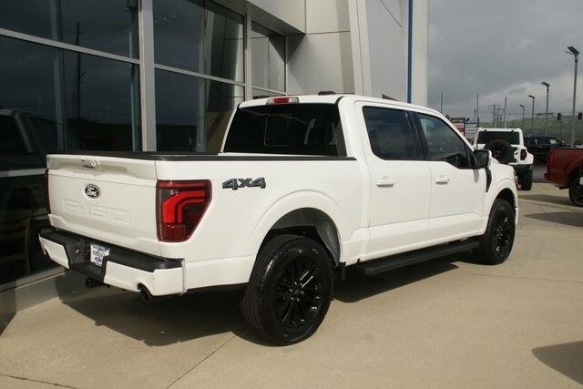 2025 Ford F-150 Lariat photo 3