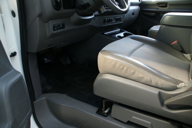 2018 Nissan NV Cargo S - Photo 11