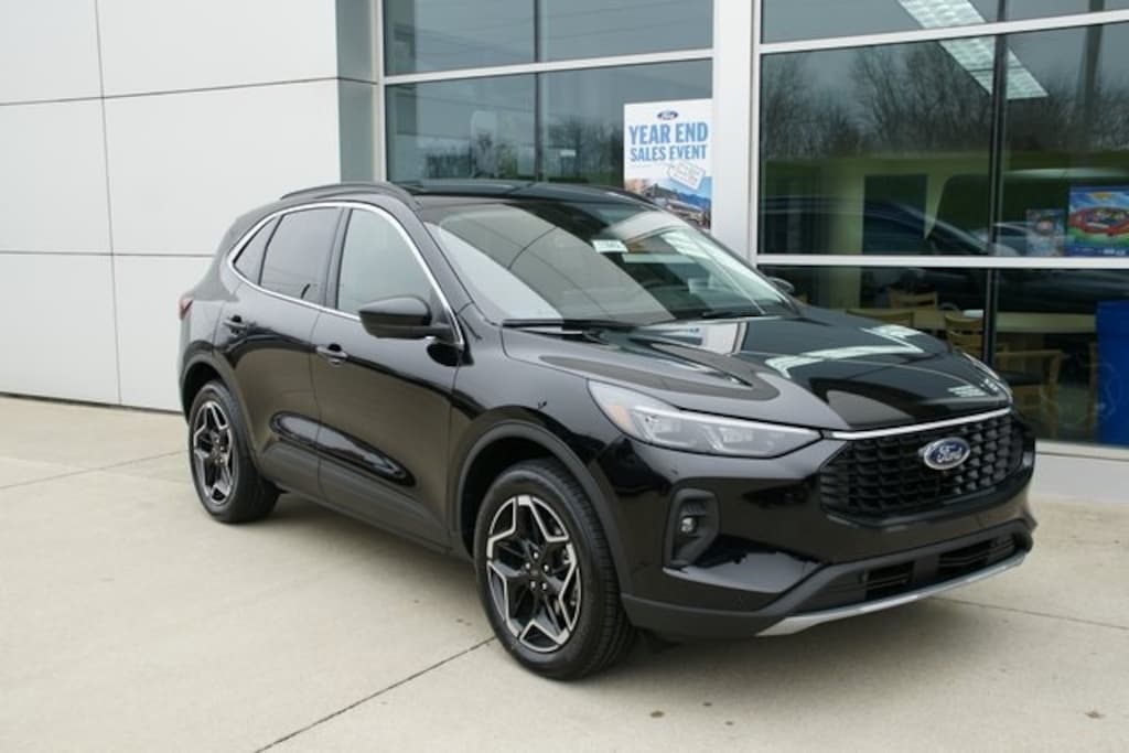 New 2026 Ford Escape Platinum SUV