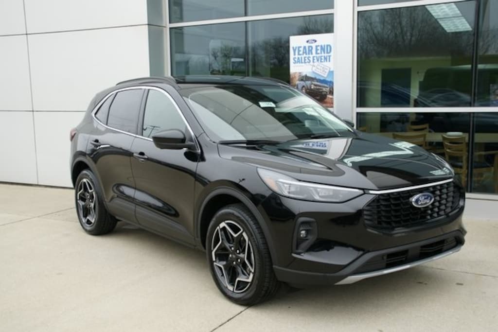 New 2026 Ford Escape Hybrid Platinum SUV