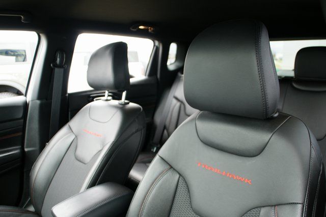 2025 Jeep Compass Trailhawk - Photo 16