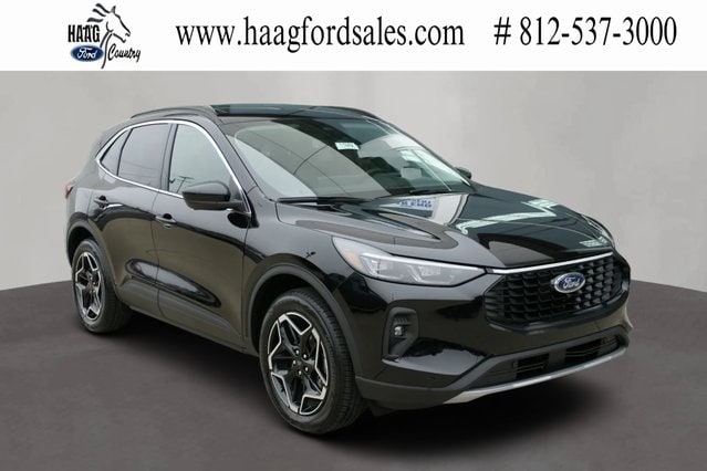 2026 Ford Escape Platinum's photo