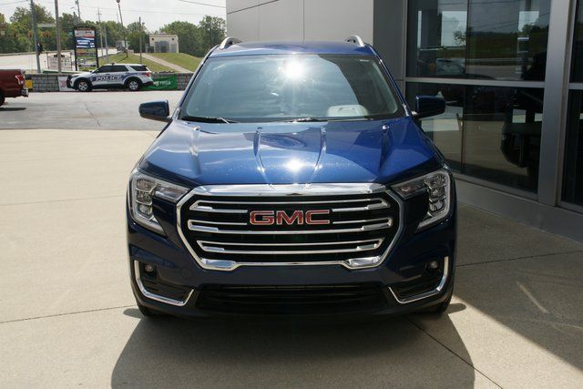 2023 GMC Terrain SLT - Photo 6