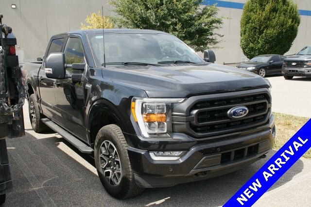 2023 Ford F-150 XLT photo 2